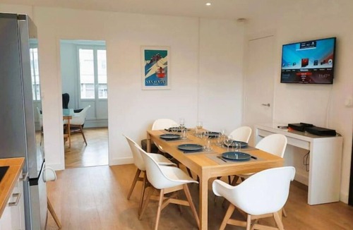 Quartier Exposition-Bajatiere Apartment | Lumineux 2 Chambres Avec Garage Tram à 1 min