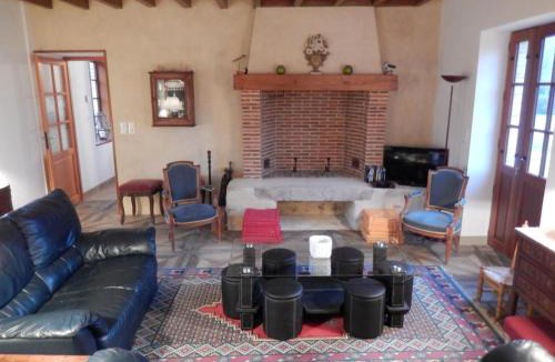 Tuffe Val de la Cheronne House | Luxueux gîte avec piscine et Wifi, proche circuit 24H du Mans, animaux bienvenus - FR-1-410-430