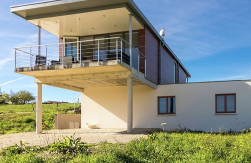 Limeyrat Villa | Luxurious Villa in Limeyrat France with private pool