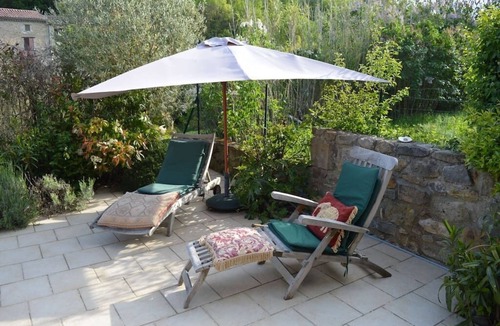 Saint-Polycarpe House | Luxury 2 bed cottage with jacuzzi near Limoux