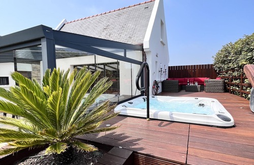 Brignogan-Plage Villa | Luxury 5*Star Villa on the beach SPA +Jacuzzi+Sauna