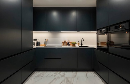10th Arrondissement Apartment | Luxury Apt – Le Marais – AC – 5-stars Comfort