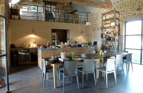 Braize House | Luxury Farmhouse with Private Garden in Braize