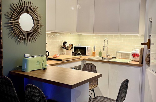 Noisy-le-Grand Apartment | Luxury flat with Panoramic Paris and Eiffel Tower view near Disneyland Paris