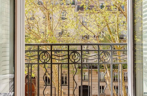 Champs-Elysees Apartment | Luxury Parisian Stay Just Steps from Eiffel Tower