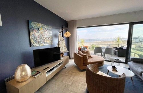 Larmor-Plage Apartment | Luxury T3 neuf de standing Front de mer vue 180