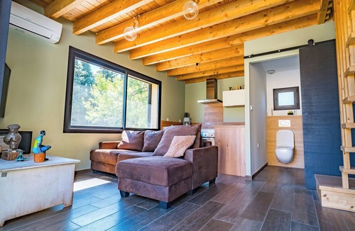 Baho House | Luxury villa with pool in Baho