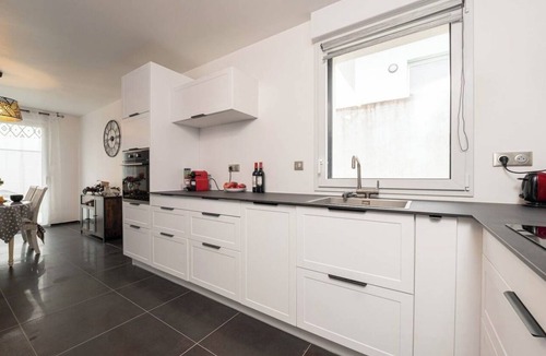 Erdeven House | MA BRO - ERDIVINES - Beach 3km, restaurants and shops 200m, Swimming pool 7x3,5