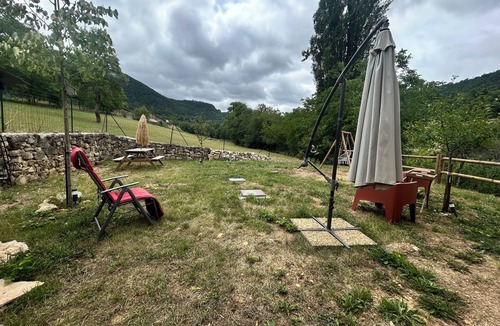 Saint-Saturnin House | Ma Lozerienne near Banassac, A75, ideal place for a get-together.
