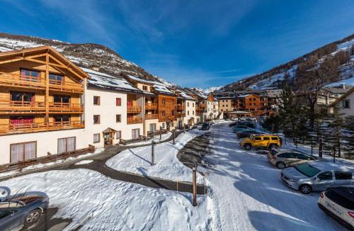 Abries Apartment | Madame Vacances Les Balcons Du Viso