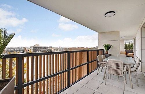 Clichy Apartment | Magnificent apartment- 3BR/8P-Proche de la Seine
