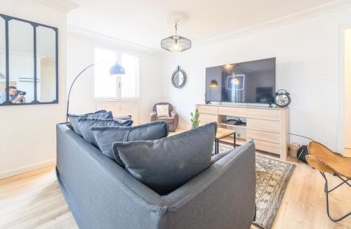 Secteur 3 Apartment | Magnificent apartment, 4 bedrooms, fiber wifi