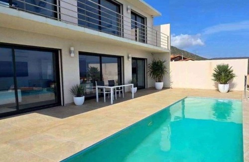 Cerbere House | MAGNIFICENT VILLA WITH POOL, SPA AND SEA VIEW
