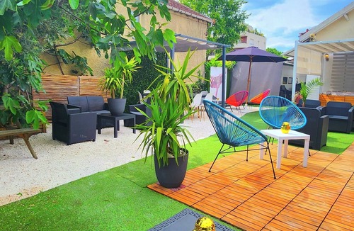 Gagny Villa | Magnificent villa with heated pool, jacuzzi and sauna