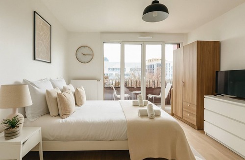 Gare Apartment | Magnifique Studio au bord de la Seine
