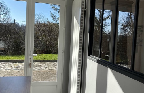Gonneville-le-Theil House | Maison à la Campagne, Au Cœur de la Nature, Soyez Attentifs aux Animaux
