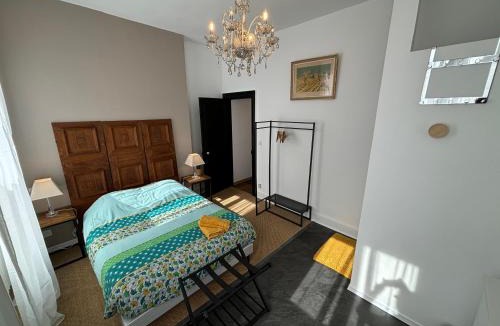 Chateauroux House | Maison à la Guitarde - Hôtel Particulier Hippolyte