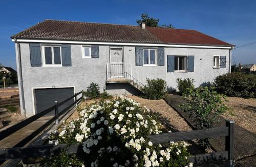 Bouce House | Maison 10 personnes avec piscine jacuzzi, proche du PAL