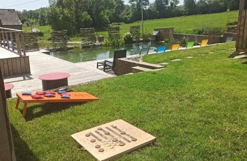 Laurenan House | Maison 12 couchages, roulottes et piscine naturelle