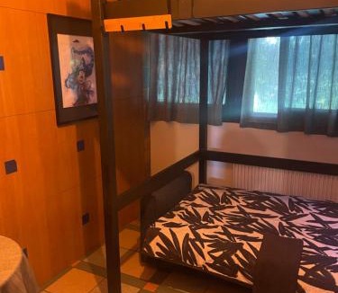 Esbly Hostel | Maison 9 km Disneyland 30 min Paris