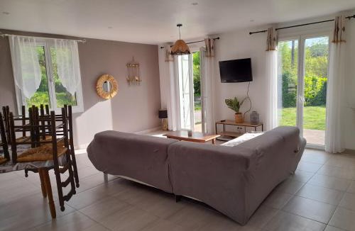 Allez-et-Cazeneuve House | Maison ambiance COSY - Détente - Clim - 3 chambres