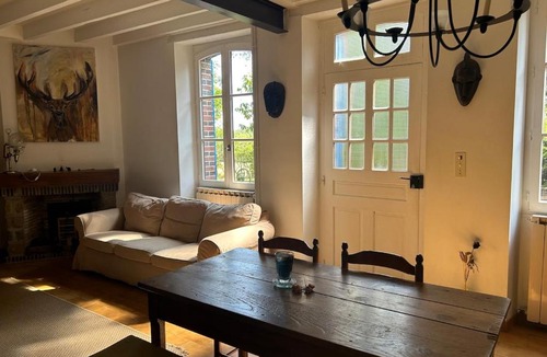 Villiers-Saint-Benoit House | Maison ancienne au calme