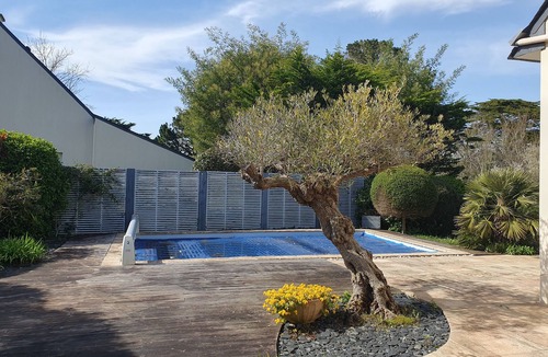 Saint-Gildas-de-Rhuys House | Maison Avec Piscine à 200m de la Plage