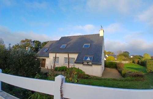La Roche-Derrien House | Maison avec jardin clos La Roche Jaudy