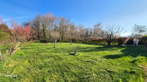 Veyre-Monton House | maison avec jardin 2000 m2