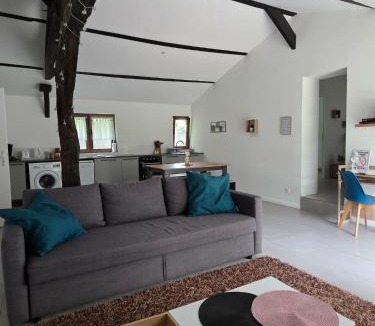 Catus House | Maison avec jardin clos, Catus