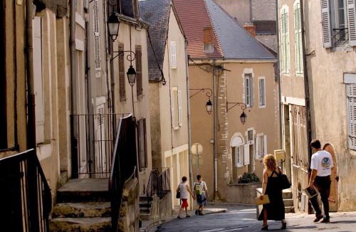 Chateauroux House | Maison avec jardin, proche centre-ville et sites touristiques - FR-1-591-59