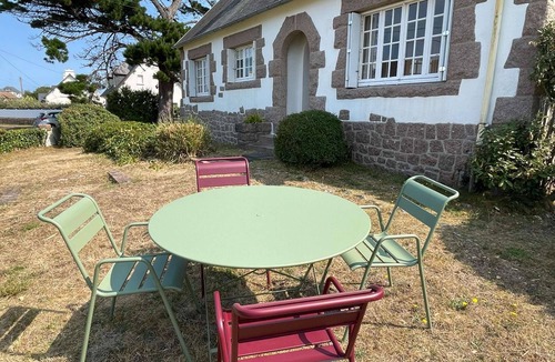 Tregastel House | Maison avec jardin située à 100 m de la plage