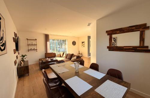 Merignac Apartment | Maison avec piscine, idéale pour les vacances & séjours professionnels