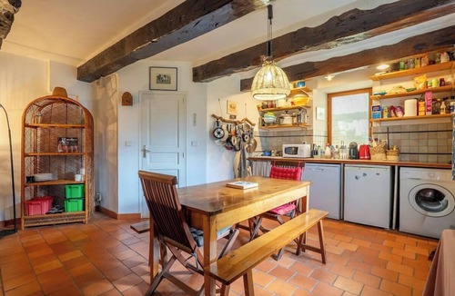 Inzinzac-Lochrist House | Maison bretonne de 1600 : Authenticité & Sérénité