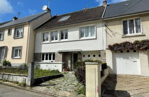 Cherbourg-en-Cotentin House | Maison Calme-parking Gratuit Proche Nature /ville