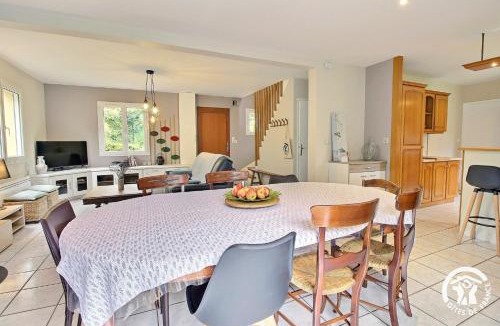 Le Faouet House | Maison calme au milieu d'un parc arboré de 3000m2