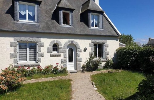 Roscoff House | Maison central a Roscoff au calme a 150 m de la plage et de la thalassothérapie.
