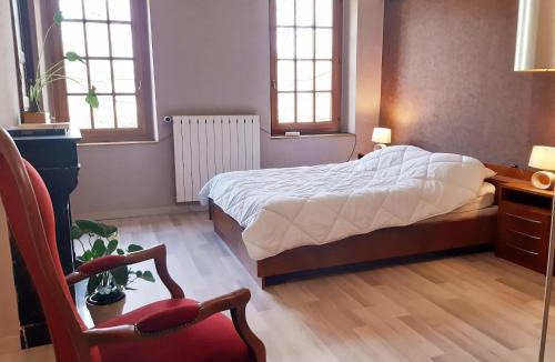 Cezy House | Maison chaleureuse à Cézy avec jardin clôturé