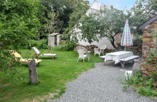 Pordic House | Maison charmante à Pordic, cheminées et jardin clos