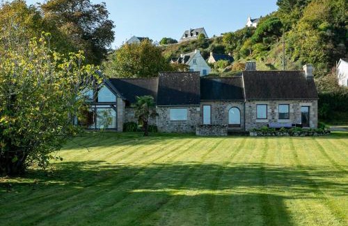 Ploubazlanec House | Maison Chevoir pieds dans l'eau