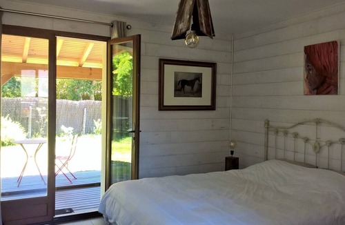 Escource House | Maison Clôturée, Plages, Lacs, Océan et Jacuzzi. Animaux de Compagnie Acceptés