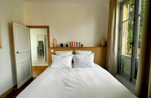 Autun Apartment | Maison Constant - Le Ginkgo