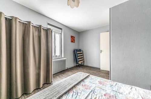 Bourbon-Lancy House | Maison conviviale à Bourbon-Lancy avec équipements modernes