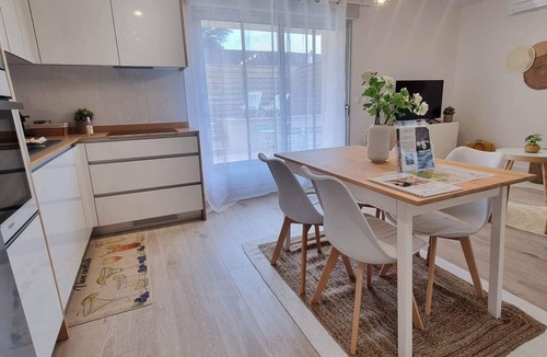 Arbonne-la-Foret House | Maison Cosy au Coeur de la Forêt
