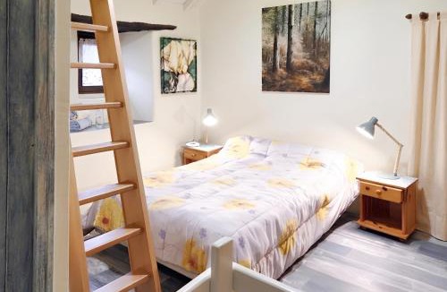 Dompnac House | Maison cosy avec vue sur la montagne à Dompnac, cheminée