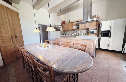 Crestet House | Maison Crestet - Oasis of calm yet everything at your fingertips