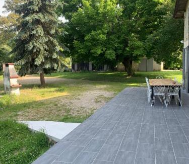 Auros Bed & Breakfast | Maison d'Emmannaelle