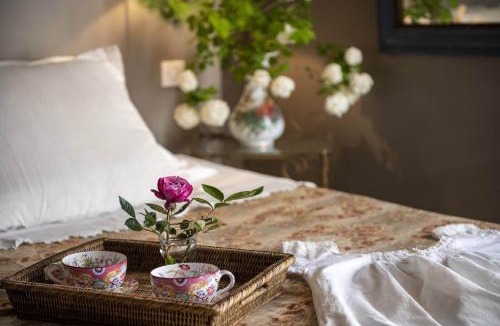 Severac-le-Chateau Bed & Breakfast | Maison d'Hôtes La Singulière
