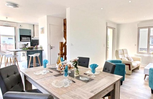 Perros-Guirec House | Maison de 2 chambres avec jardin clos et wifi a Perros Guirec