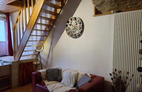 Saint-Maurice House | maison de bourg en pierre